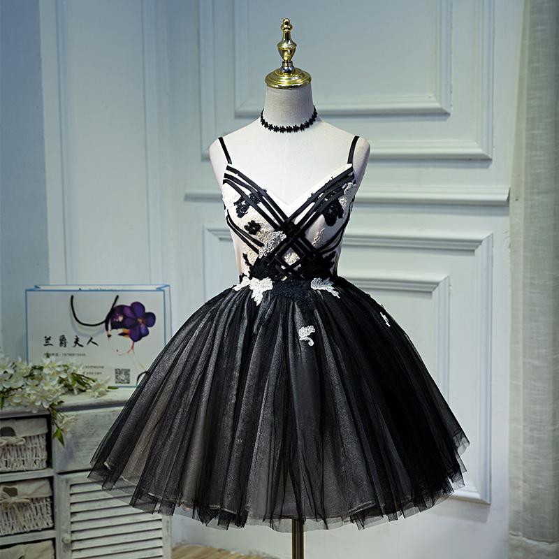A Line Spaghetti Straps Tulle Black Short Homecoming Dress With Appliques PDN46