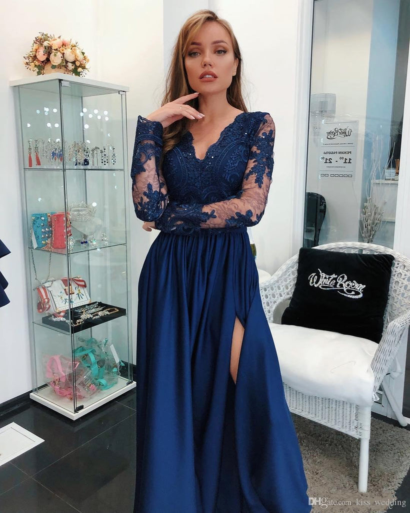 A Line Long Sleeves V Neck Dark Blue Prom Dresses With Appliques PDI67