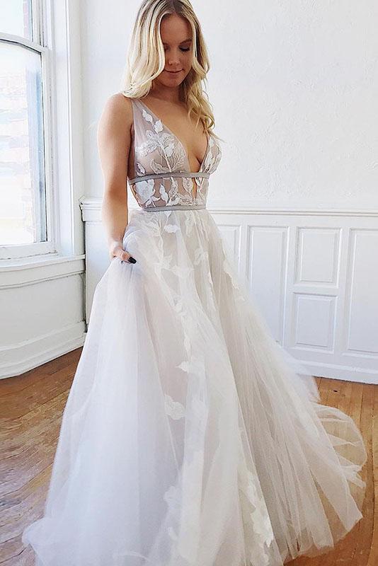 A Line Deep V-Neck Backless White Tulle Prom Dress With Appliques PDQ63